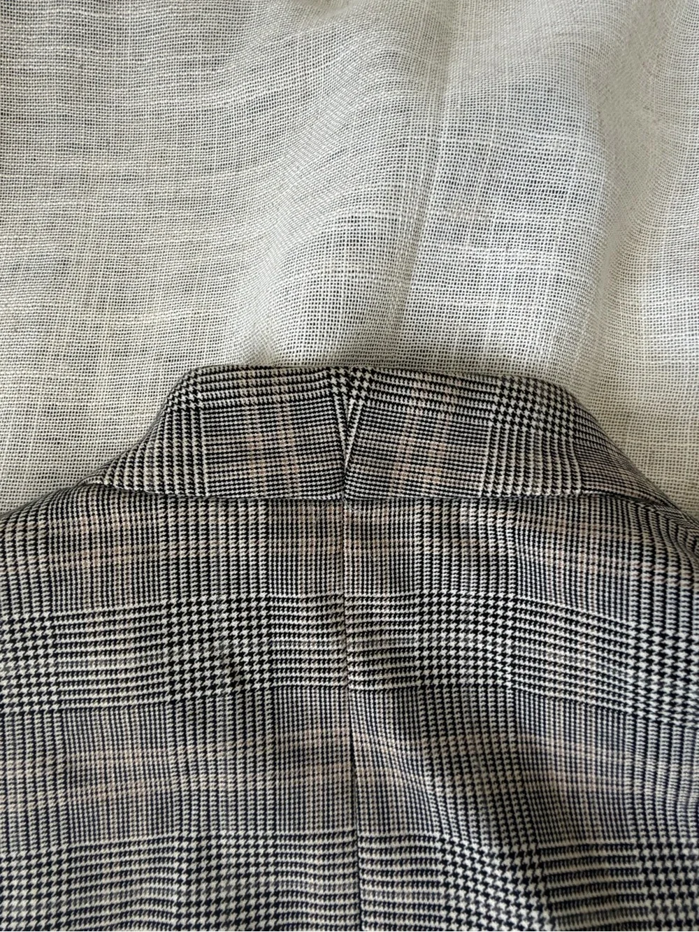 Aritzia open front